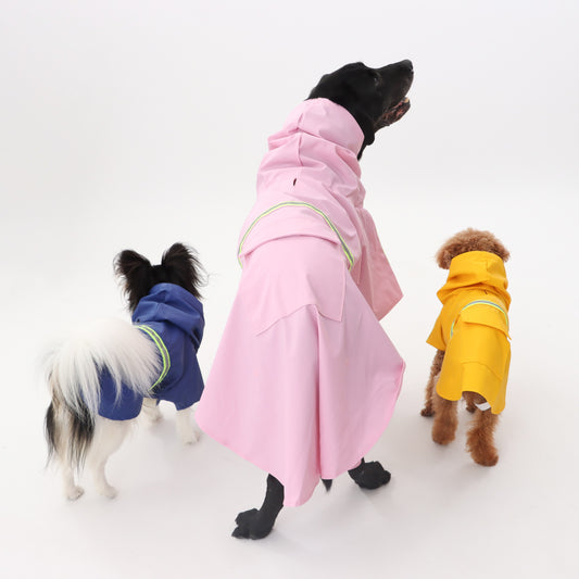 Raincoat with reflector for pets